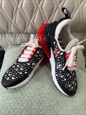 Nike air max 270 “just do it” edition, Black W/Red Patterned Air Bubble Sneakers